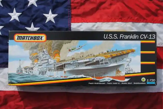 Express Levering Matchbox PK-40354 USS Franklin CV-13